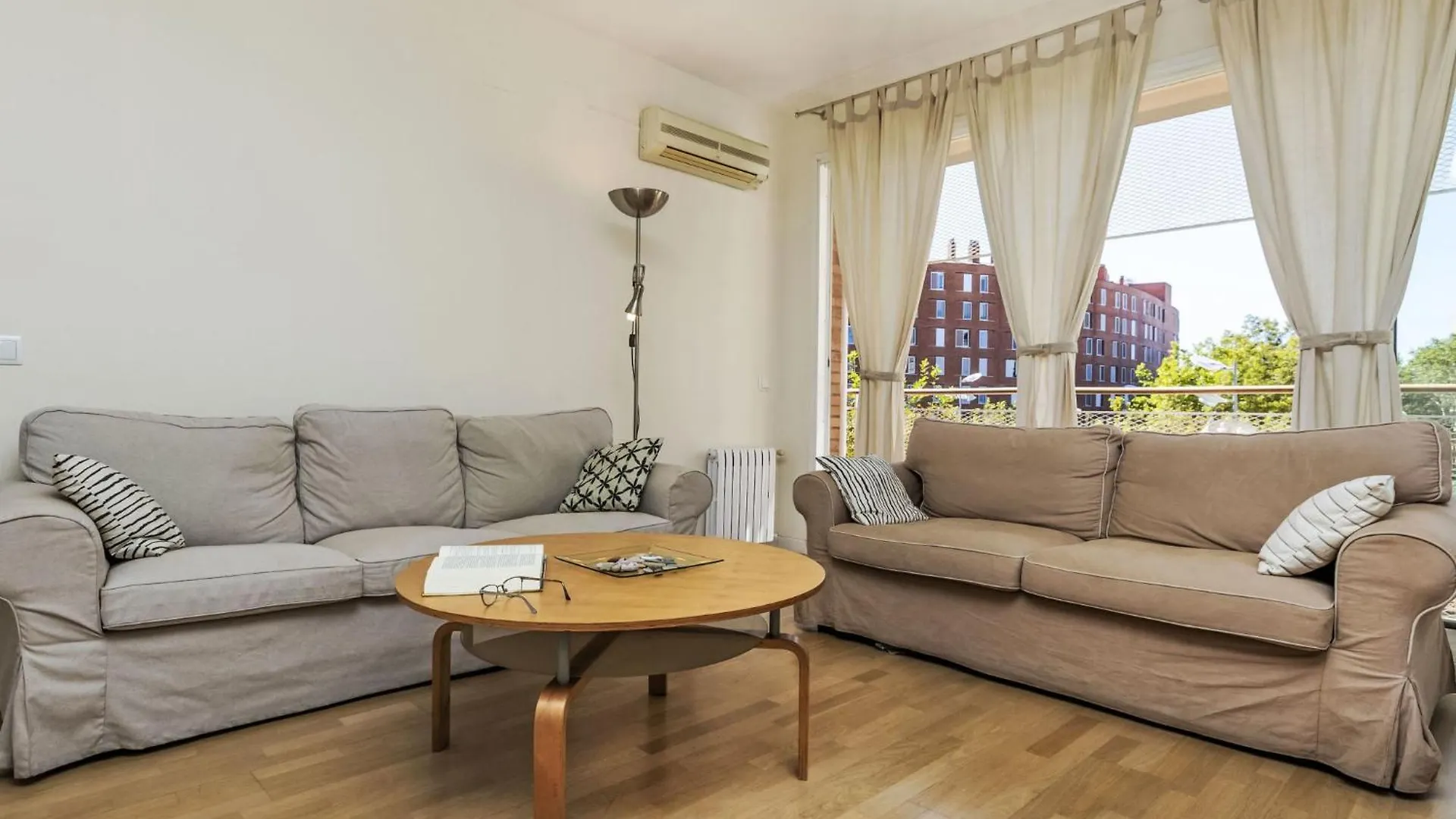 Apartment Vila Olimpica Sant Marti By Interhome Barcelona España